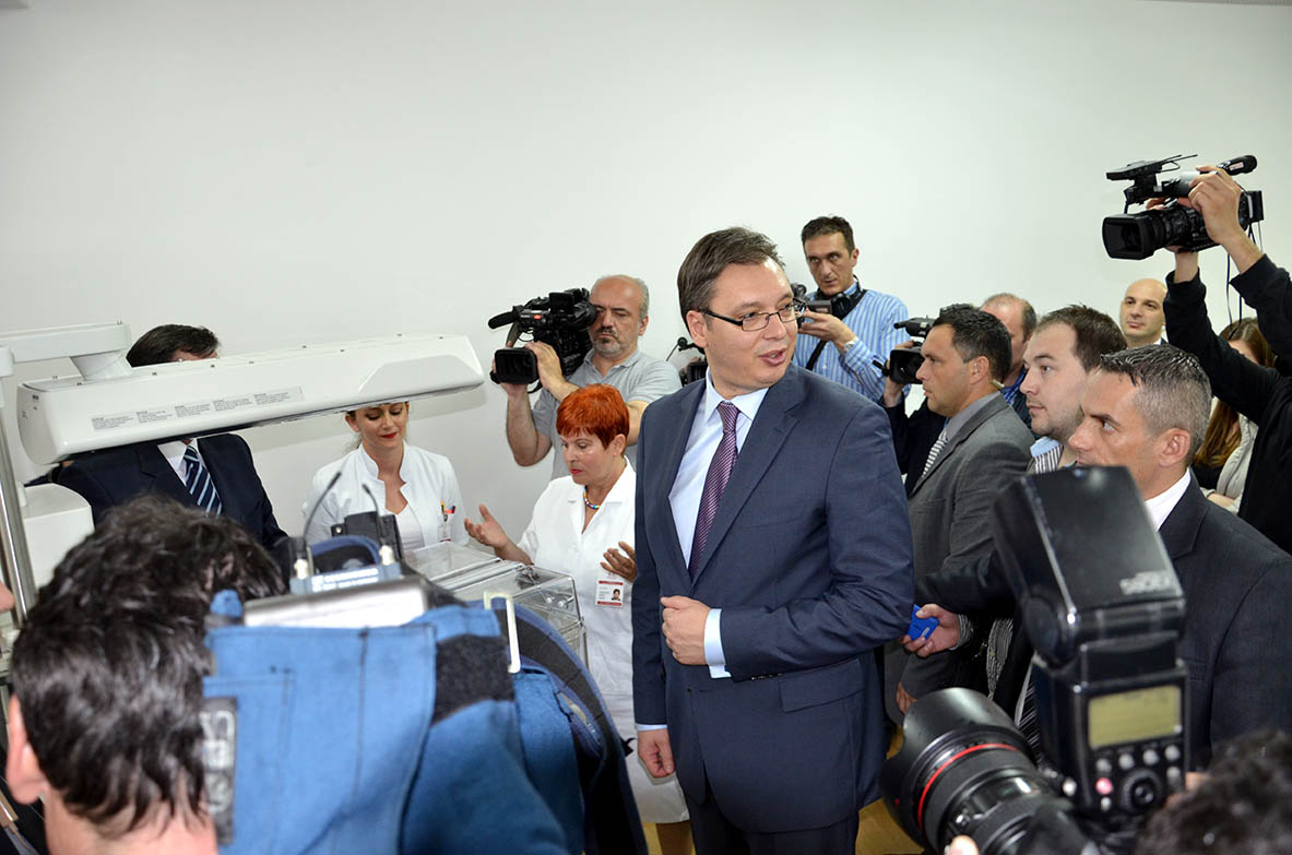 Donacija topli sto VRS 4